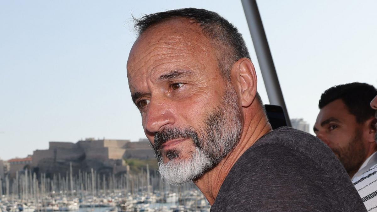 Eric Di Meco : « la moitié des joueurs de l’OM sur le terrain, s’il n’y a pas l’arrêt Bosman, ils jouent en deuxième division »
